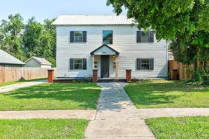 featured image of 1919 Nw 11th St #4D