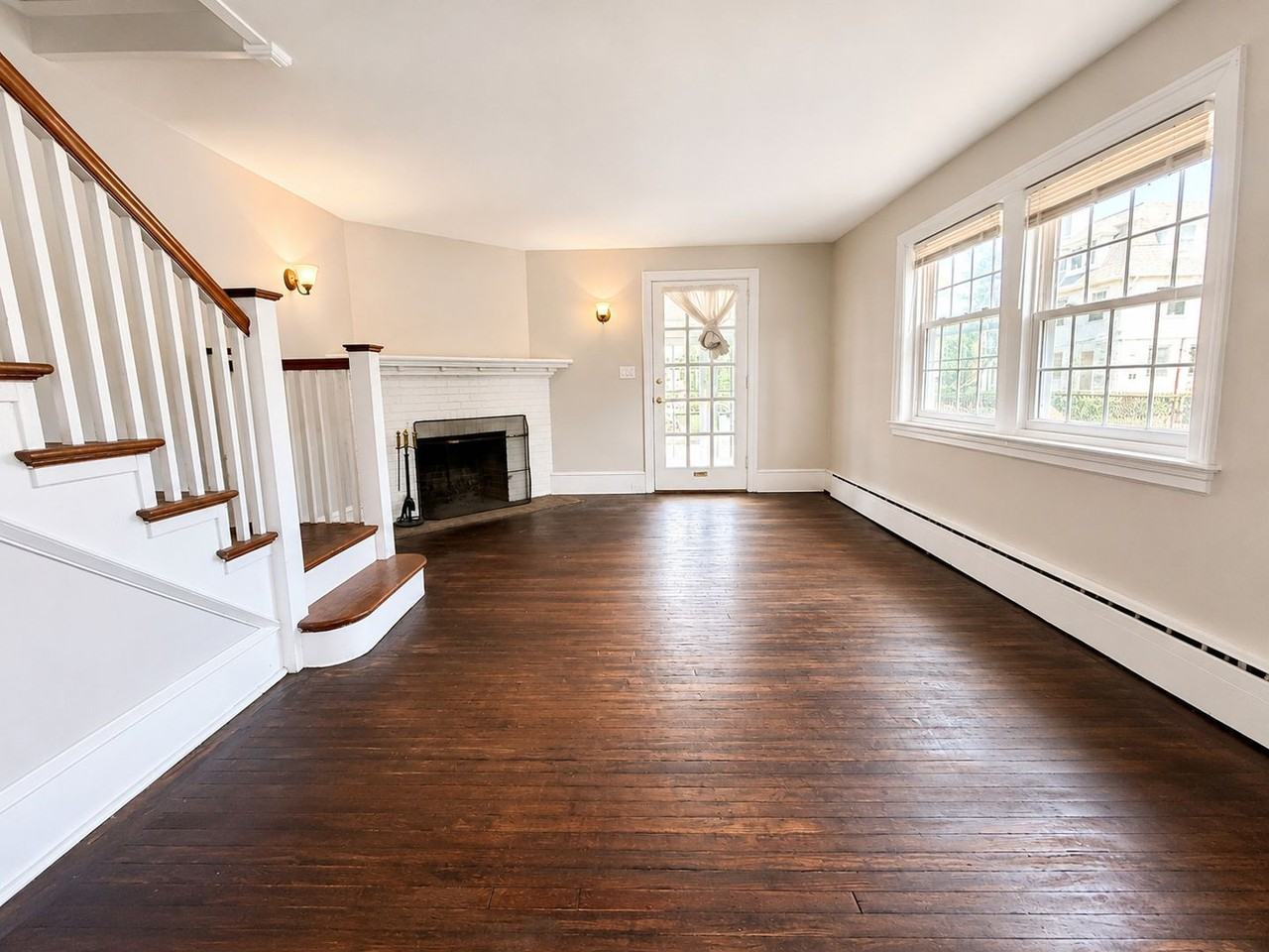 24 Chestnut Ave - Photo 2 of 28