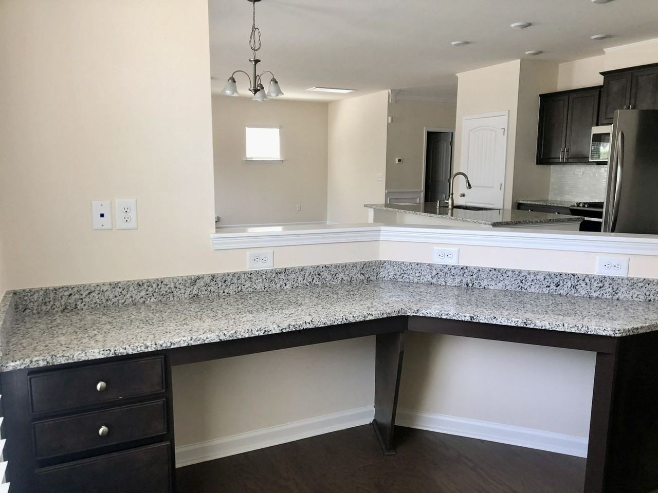 2109 Turling Way - Photo 7 of 22