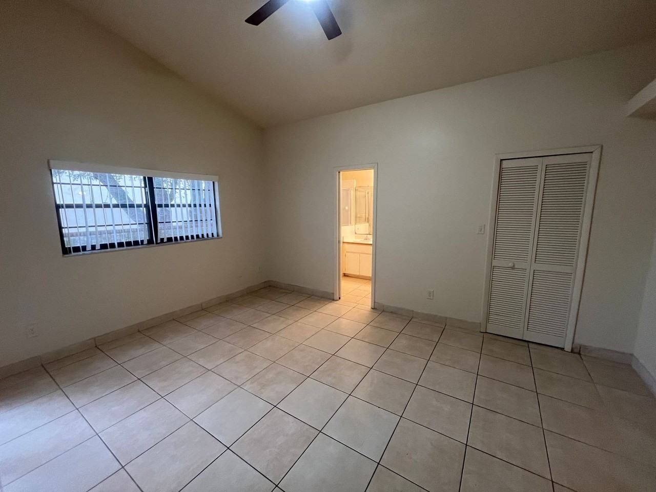 10413 Cresto Delsol Cir - Photo 7 of 21