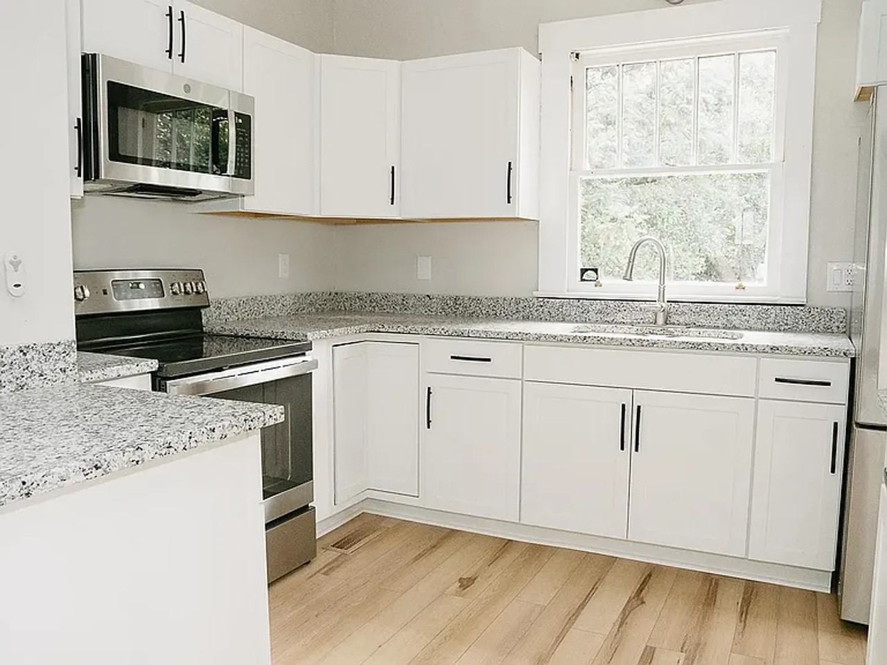 1116 Pope St - Photo 3 of 9