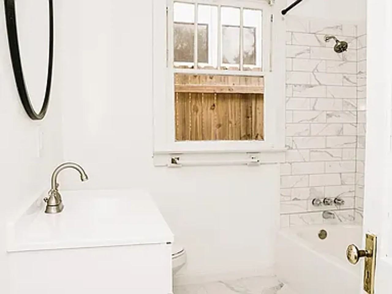 1116 Pope St - Photo 4 of 9