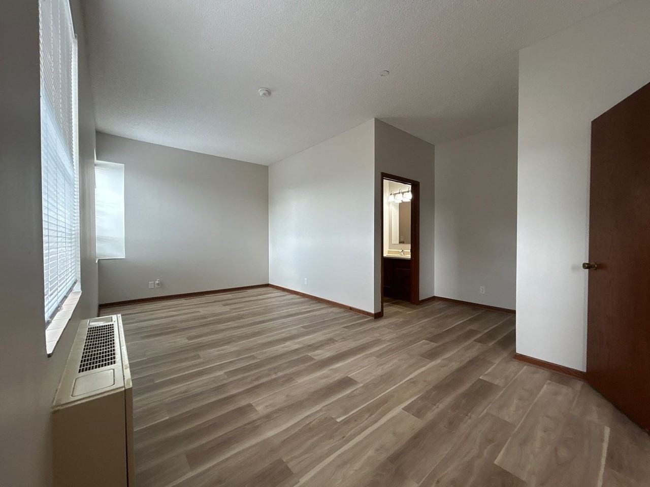 1011 K (Fairbury,NE) - Photo 7 of 20