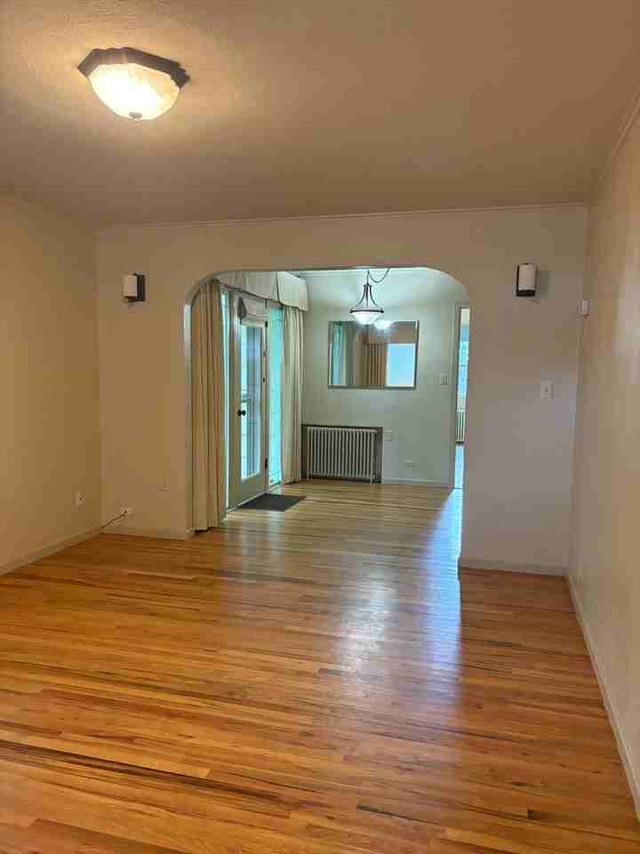 220 South Ave W - Photo 2 of 16