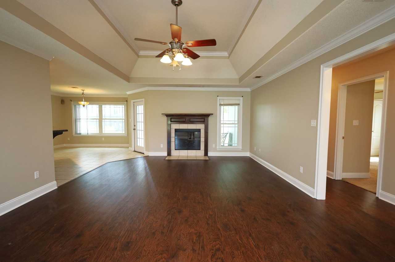 3819 Chris Cir - Photo 3 of 15