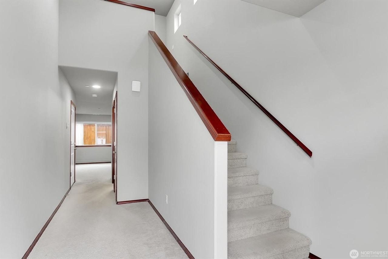 12523 24th Pl W - Photo 2 of 18