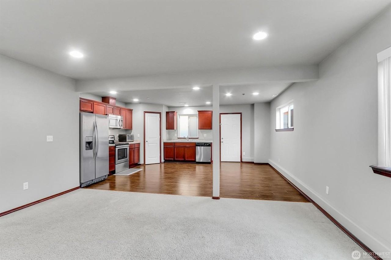 12523 24th Pl W - Photo 5 of 18