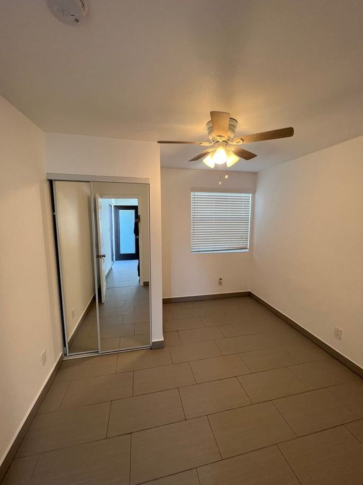 8677 Dearborn Ave - Photo 6 of 10