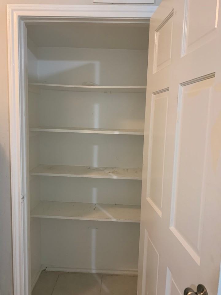 6519 Sloan St #4 - Photo 5 of 11