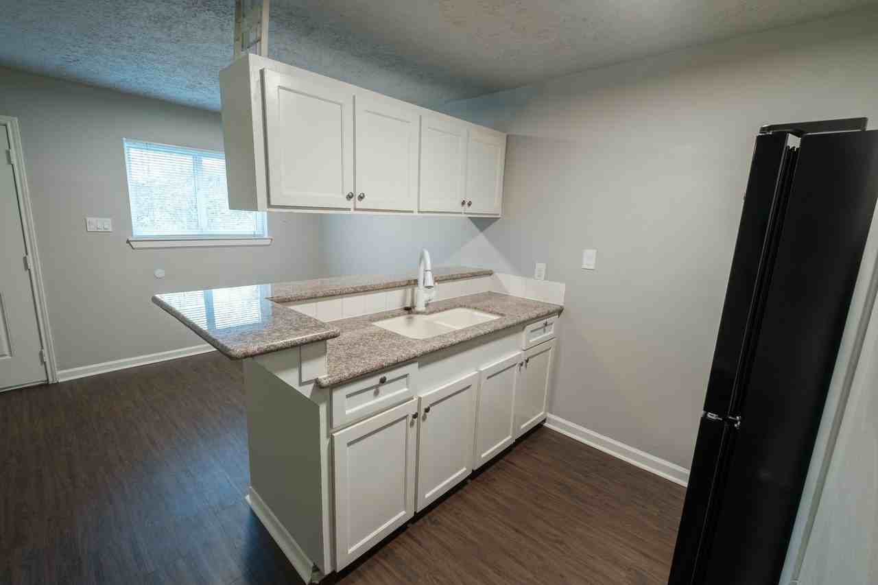 6519 Sloan St #8 - Photo 2 of 10