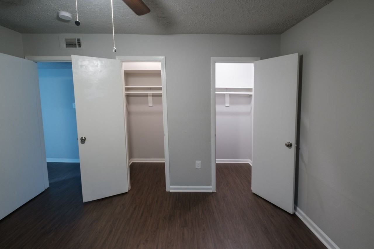 6519 Sloan St #8 - Photo 6 of 10