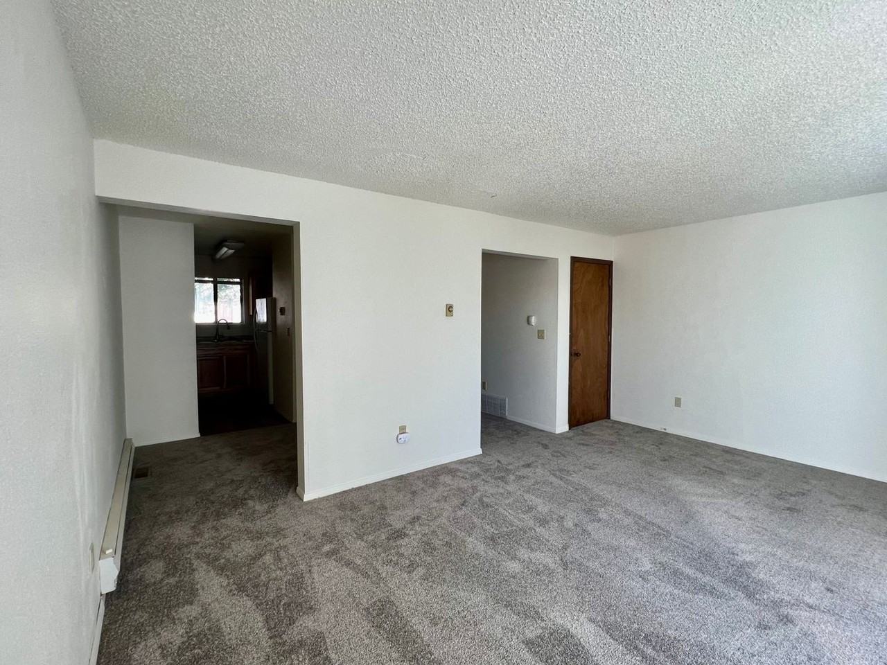 725 Elder Ct - Photo 7 of 17