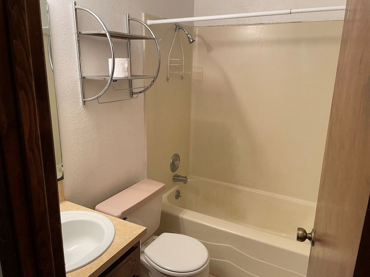 3605 Nw Tyler Pl - Photo 7 of 11