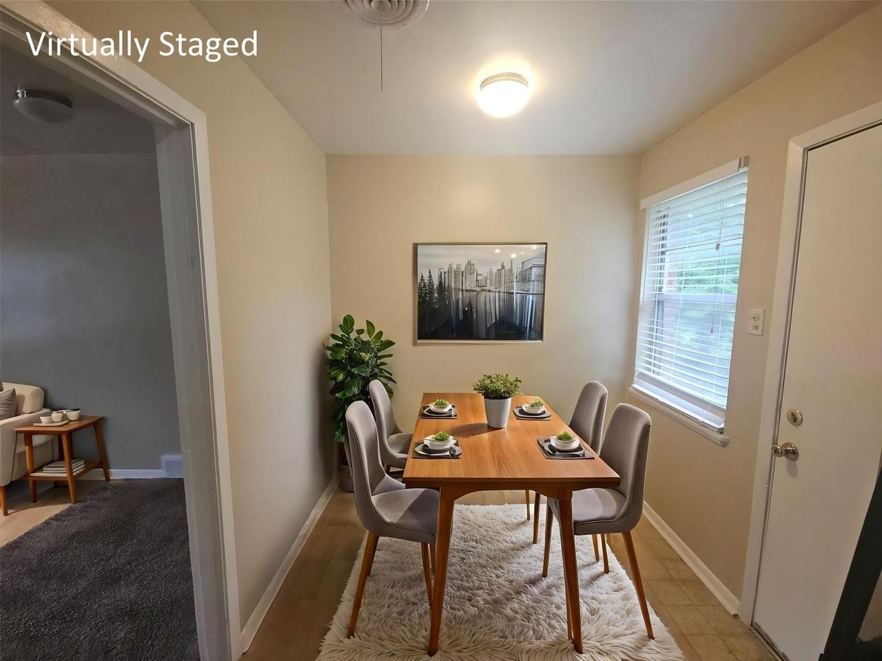 6419 Onyx Dr N - Photo 5 of 18