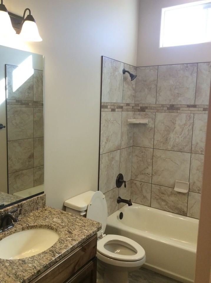 2542 W 245 N - Photo 3 of 13