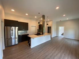 350 Oak St - Photo 1 of 1