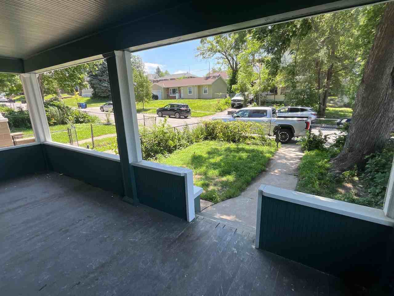 3216 Cass St - Photo 2 of 3