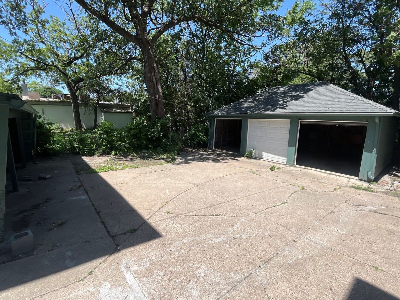 3216 Cass St - Photo 3 of 3