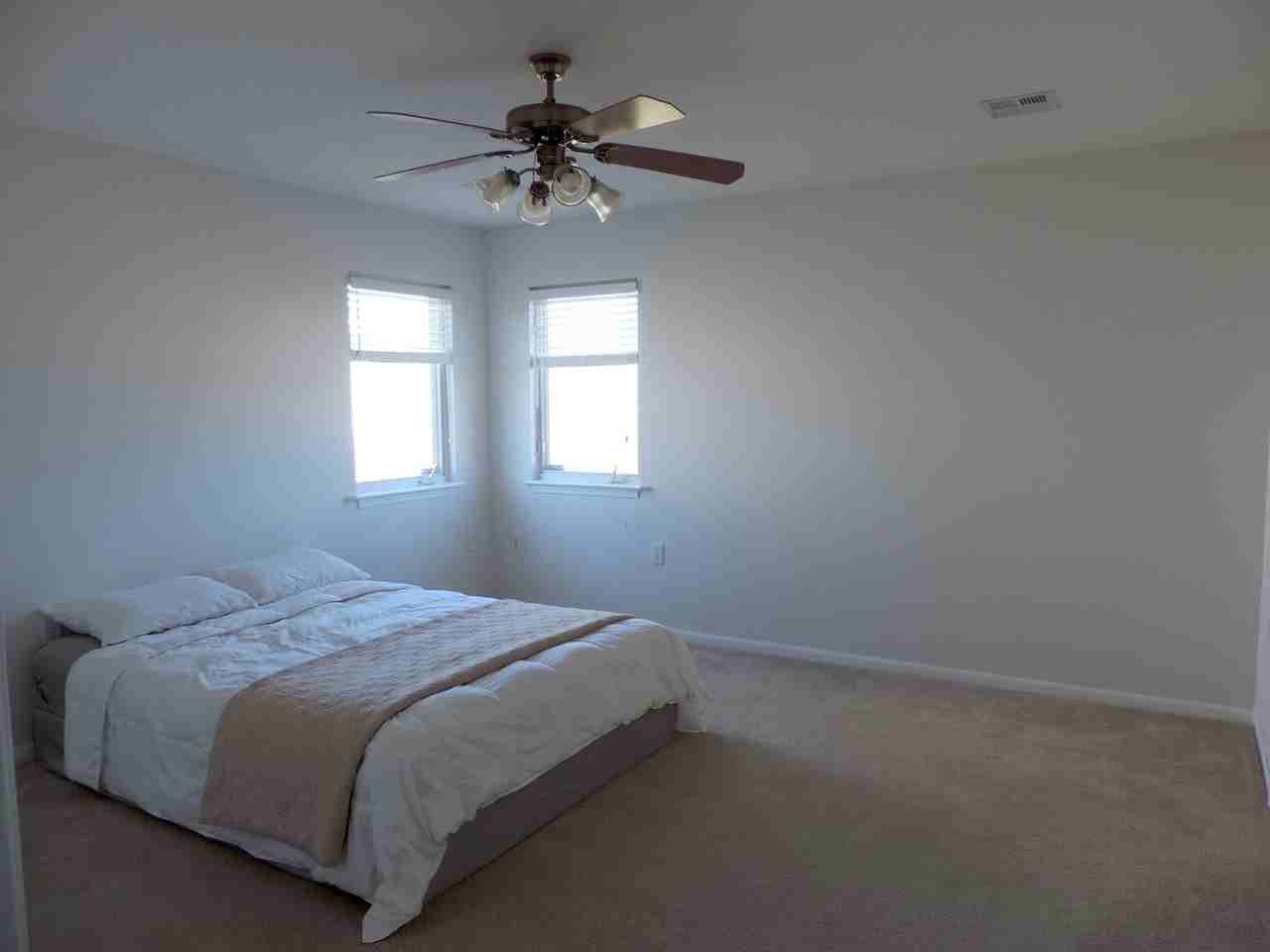 2720 Brookville Dr - Photo 5 of 11