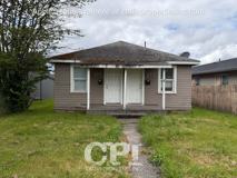 275 275 Baltimore St.-Duplex - Family - Photo 1 of 1