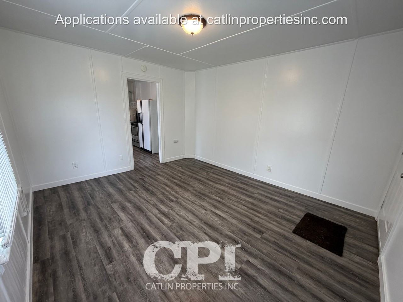 275 275 Baltimore St.-Duplex - Family - Photo 3 of 10