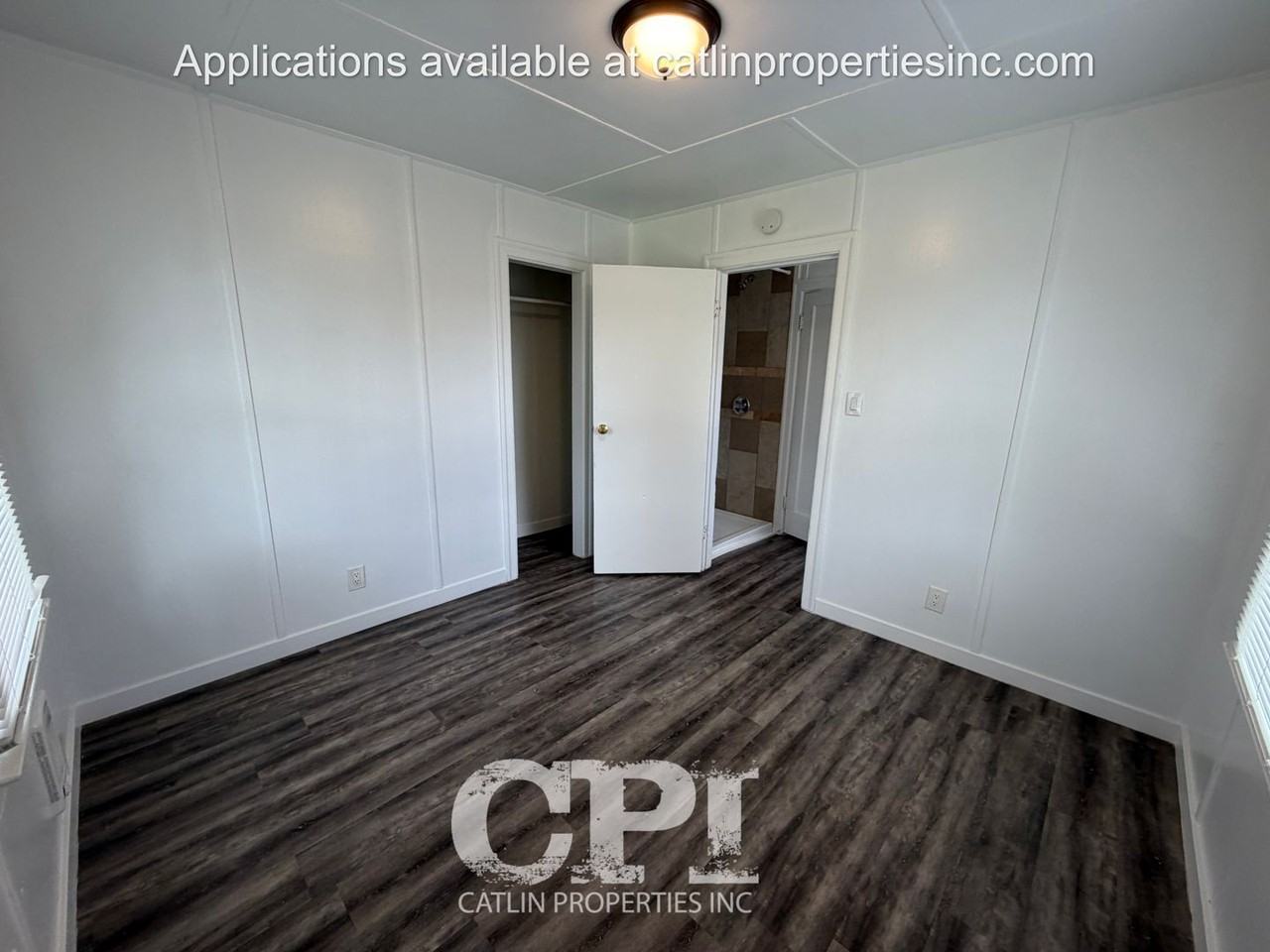 275 275 Baltimore St.-Duplex - Family - Photo 4 of 10