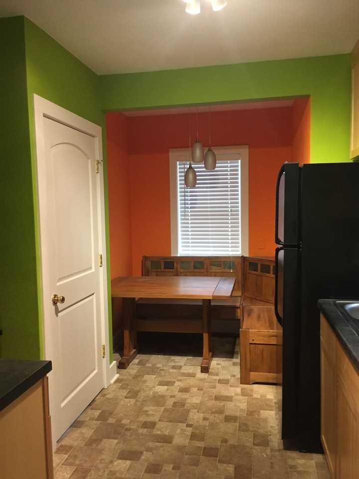 511 Cutler St - Photo 7 of 11