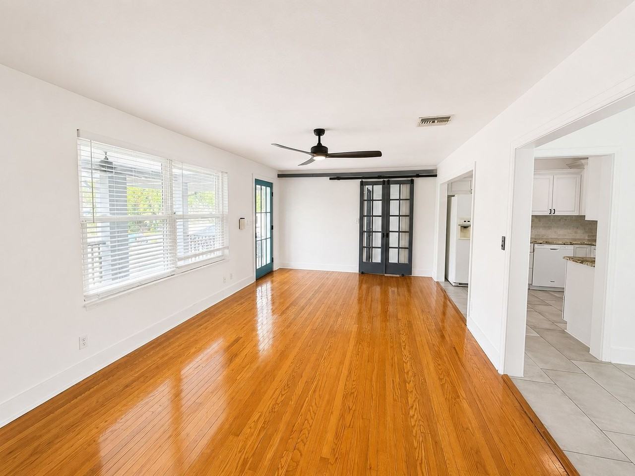 3815 W North B St - Photo 5 of 23