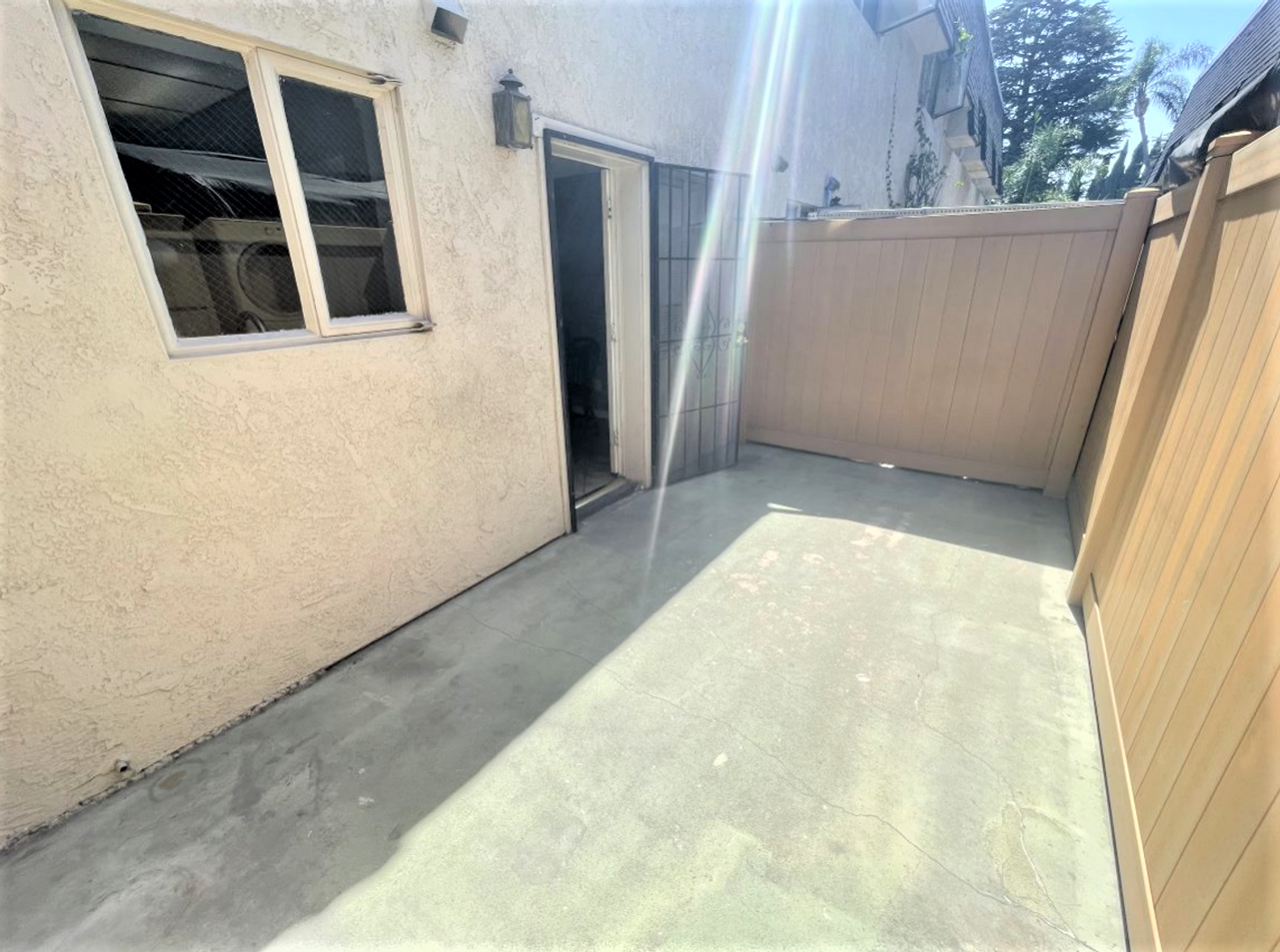 2227 N Broadway - Photo 4 of 8