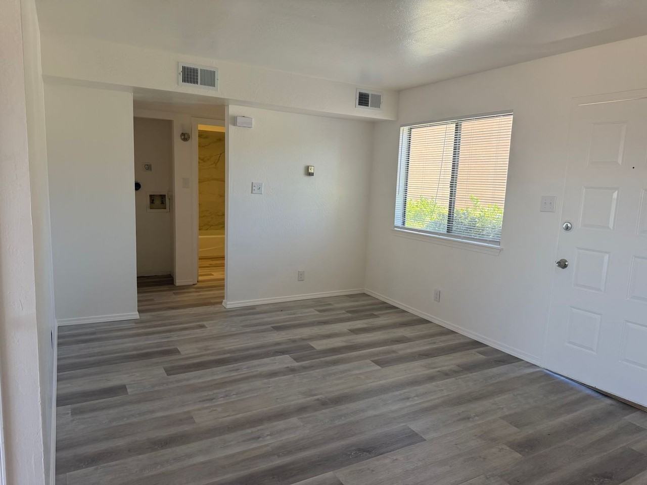 1825 Father Sky St Ne Apt B - Photo 5 of 13