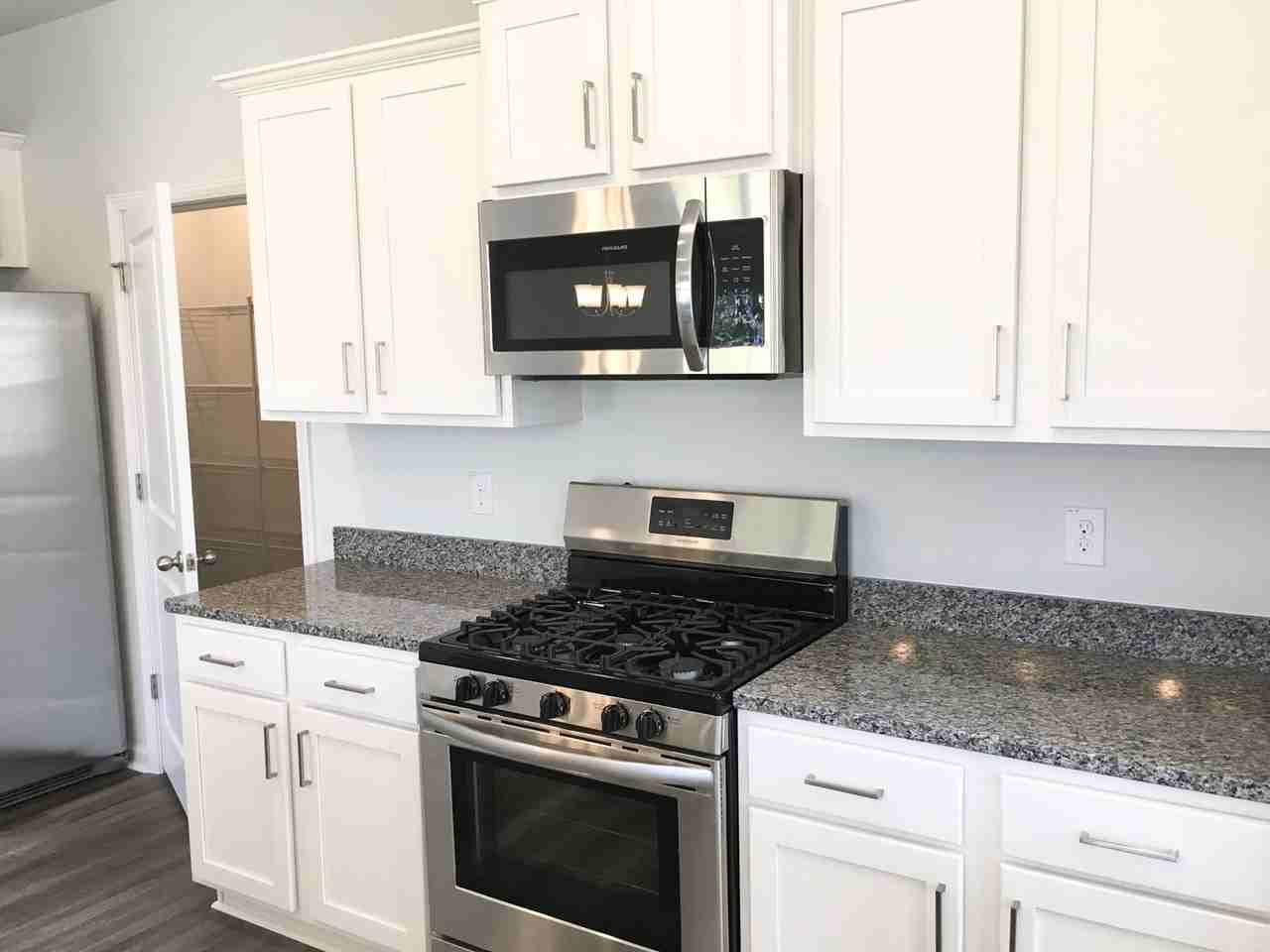 9801 Sickle Dr - Photo 5 of 24