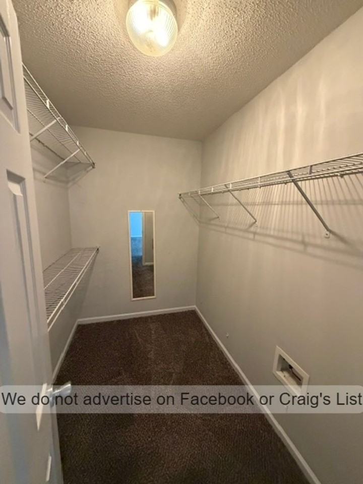 1434 Mingary Ave - Photo 7 of 13