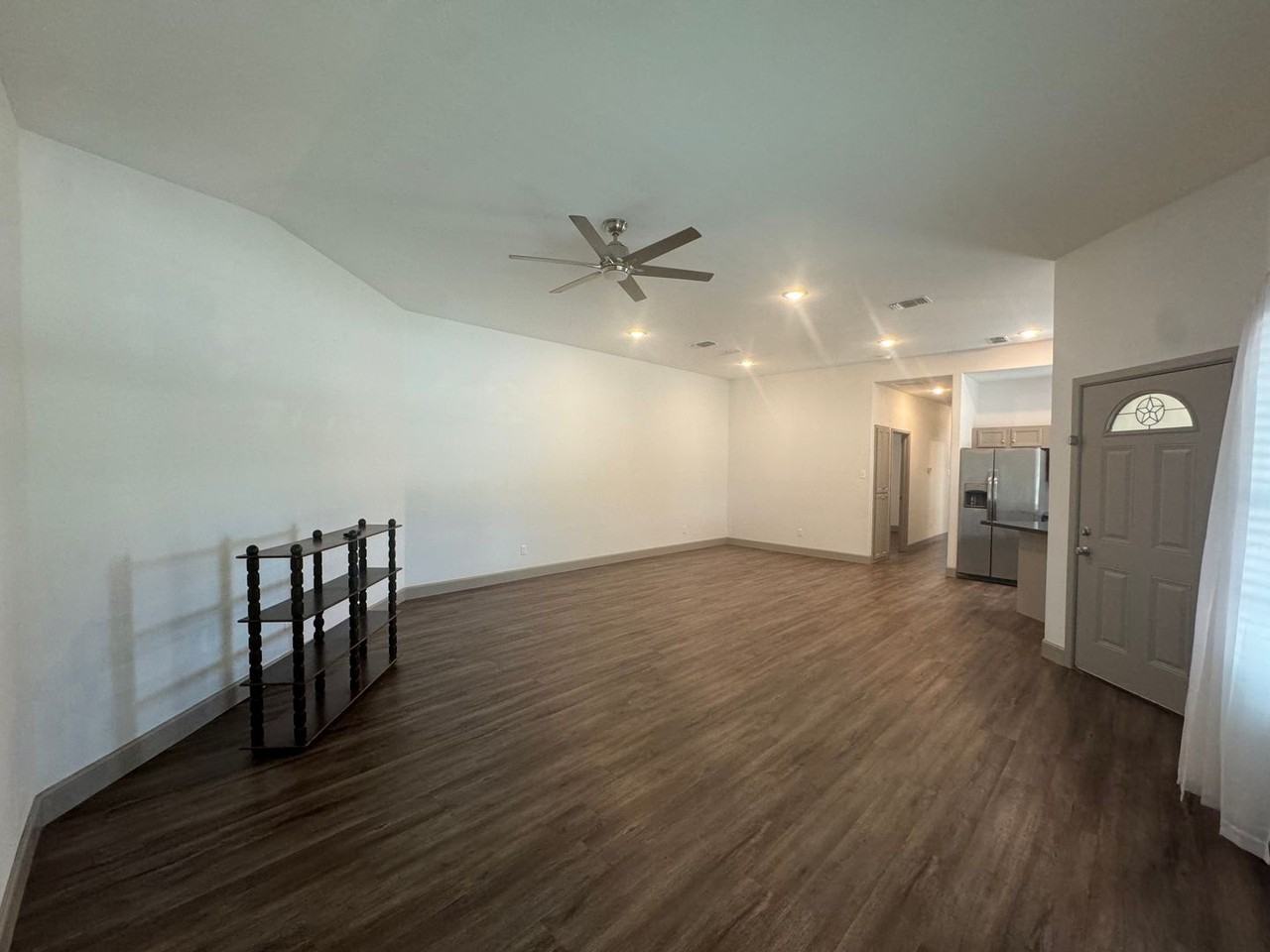 3106 74th St - Photo 7 of 31