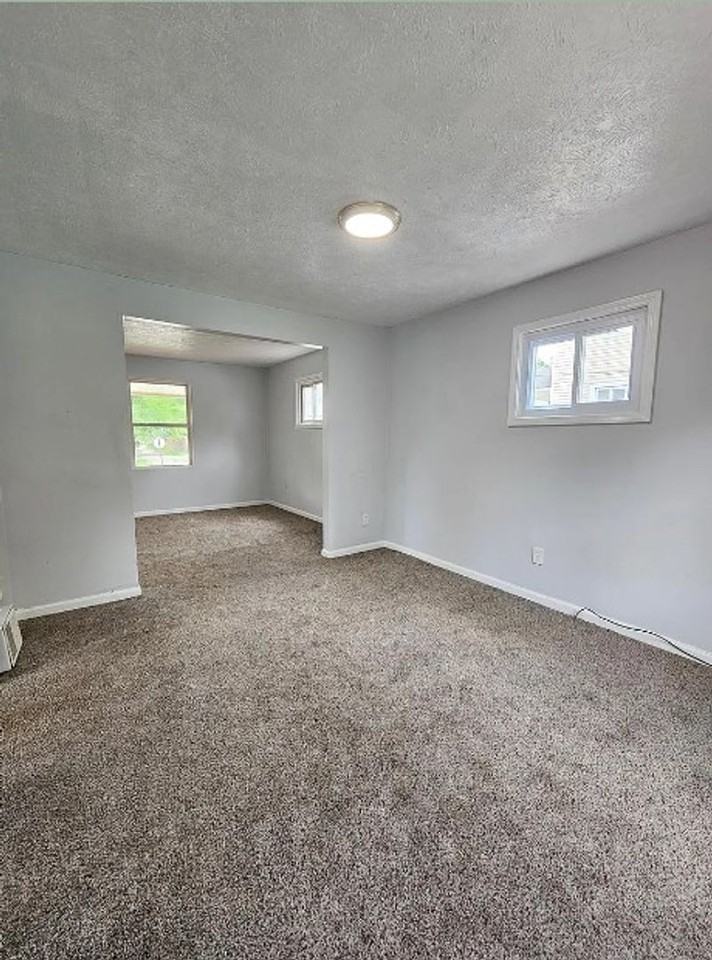 10422 Dove Ave - Photo 6 of 50