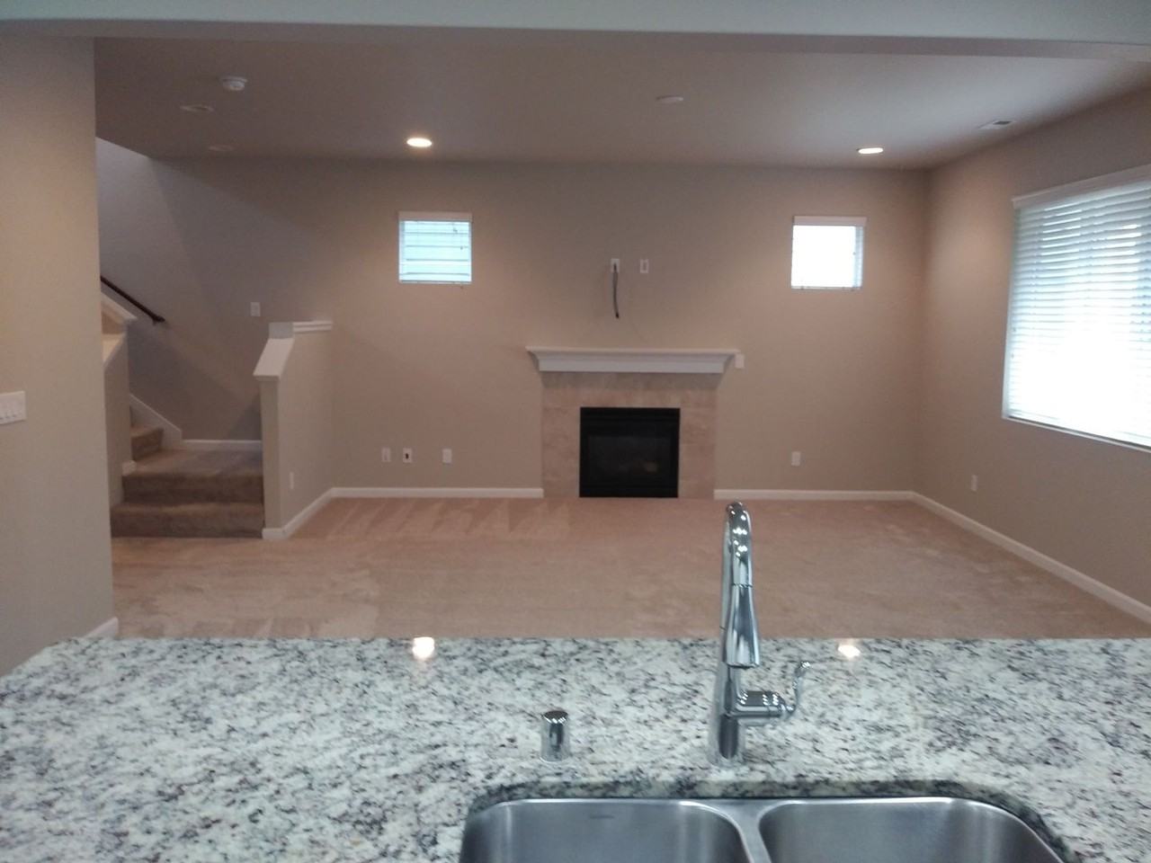 8817 Jayden St Ne - Photo 3 of 17