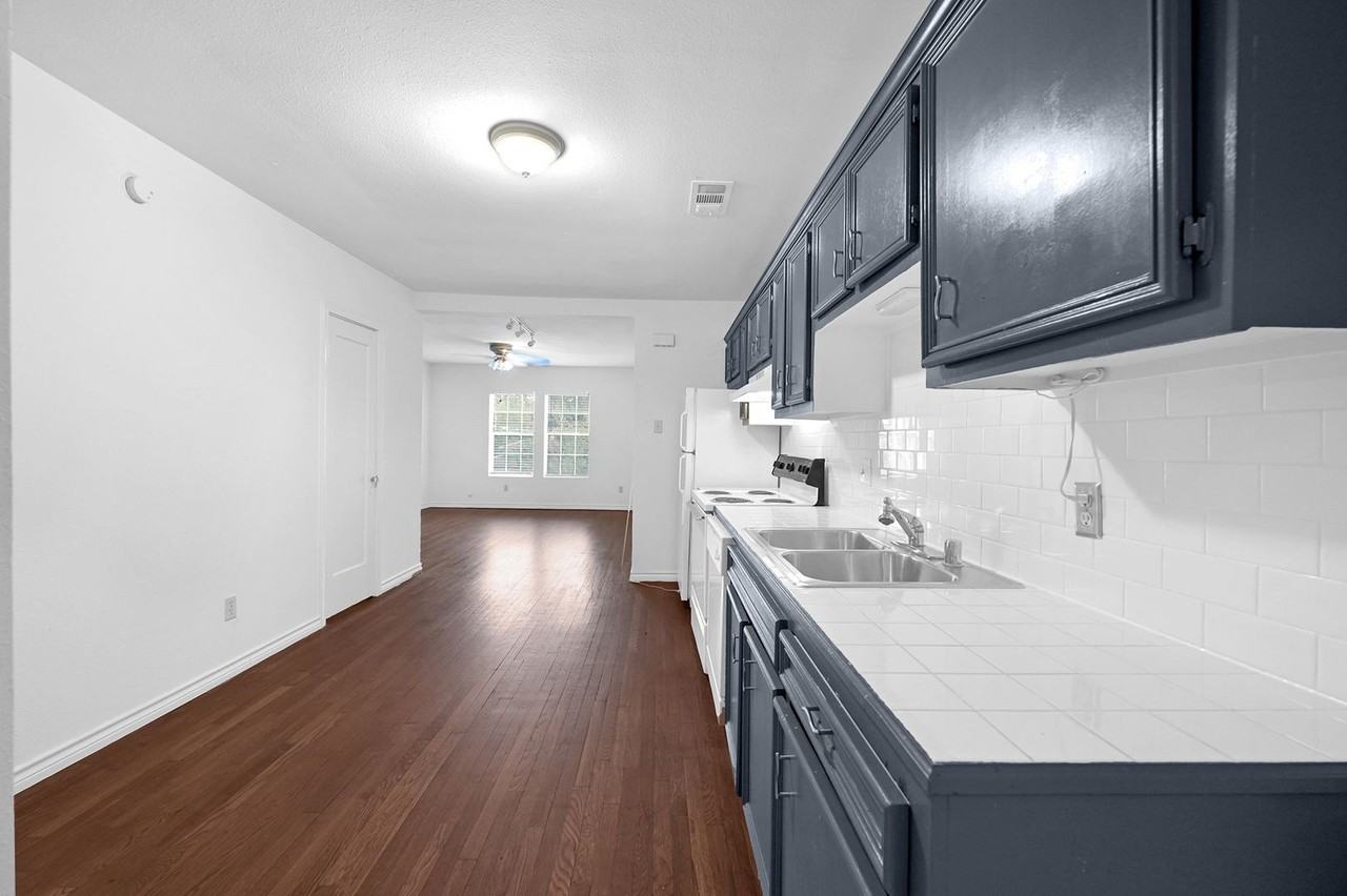 4109 Jack St #4 - Photo 3 of 17