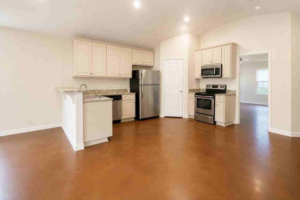 2310 S 3rd St - Photo 3 of 12