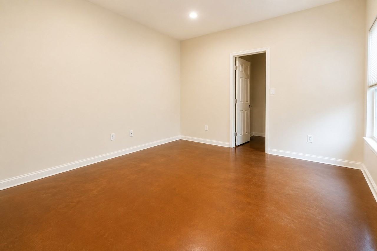 2310 S 3rd St - Photo 5 of 12