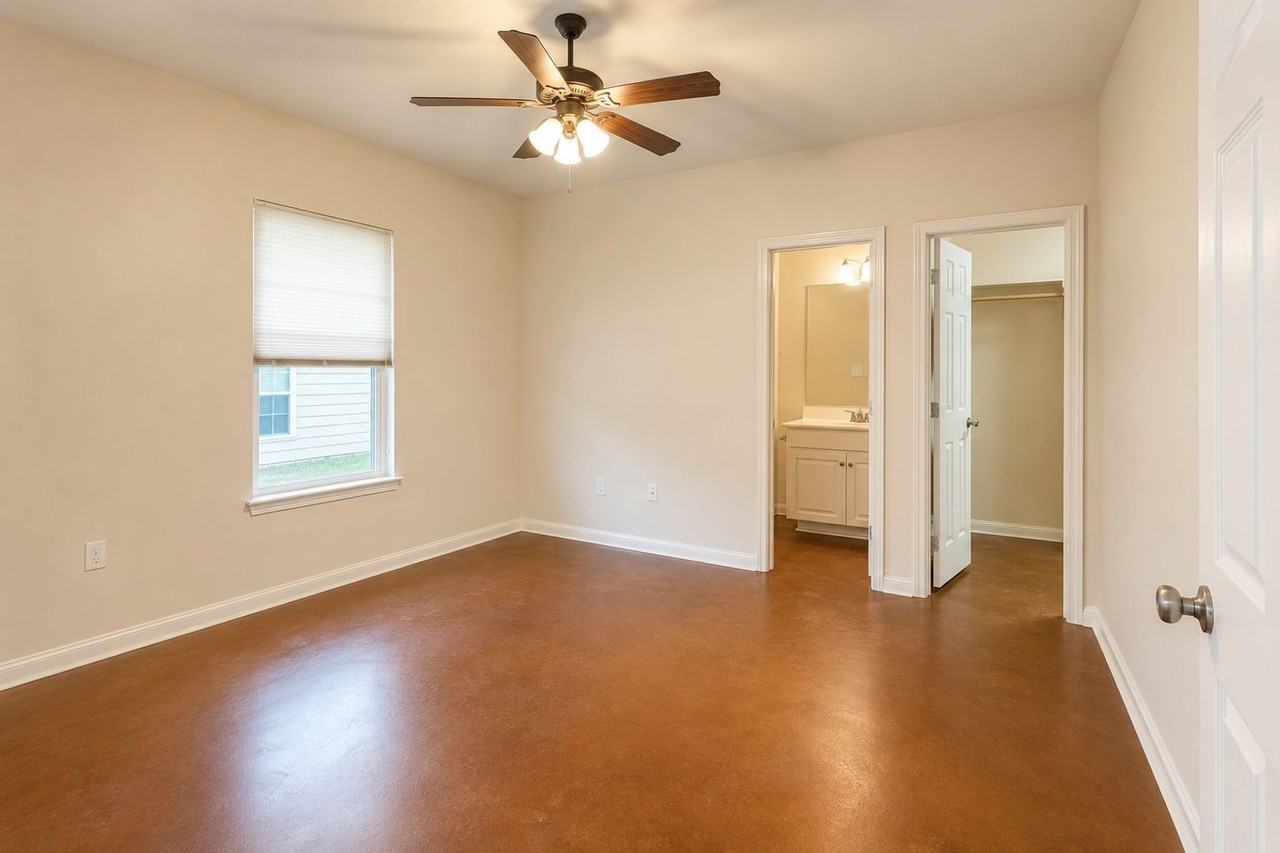 2310 S 3rd St - Photo 6 of 12