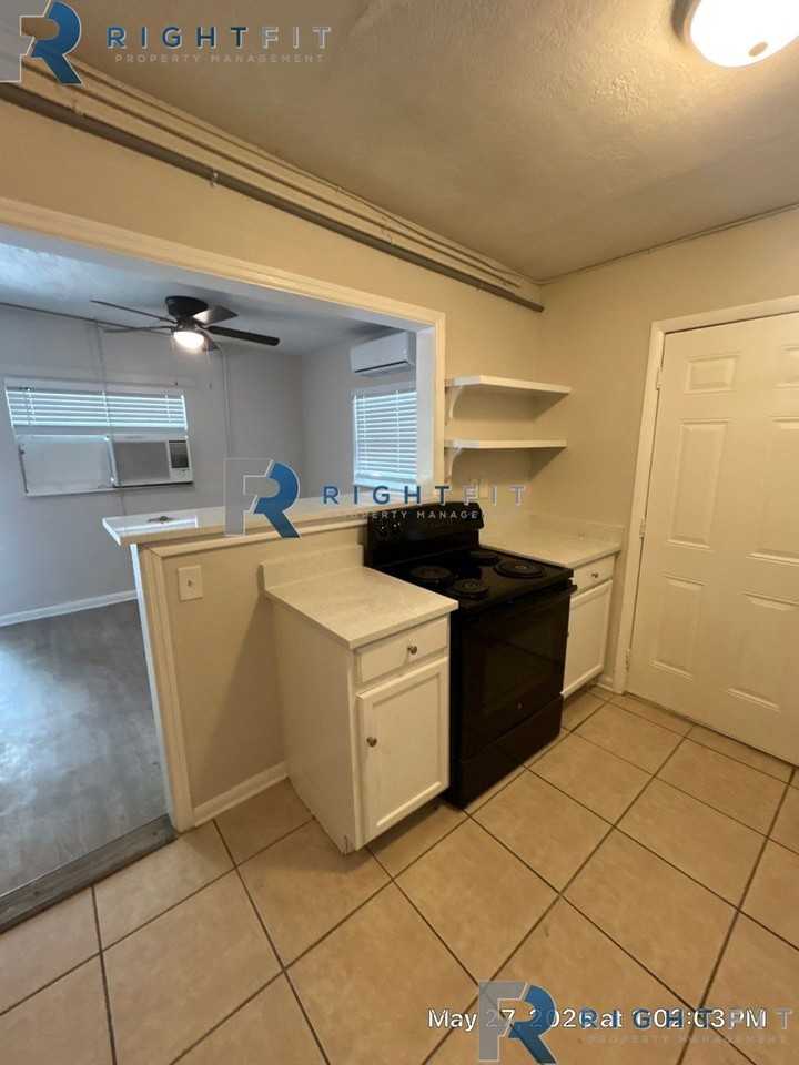 1162-1164 E. 16th Street - Photo 5 of 9