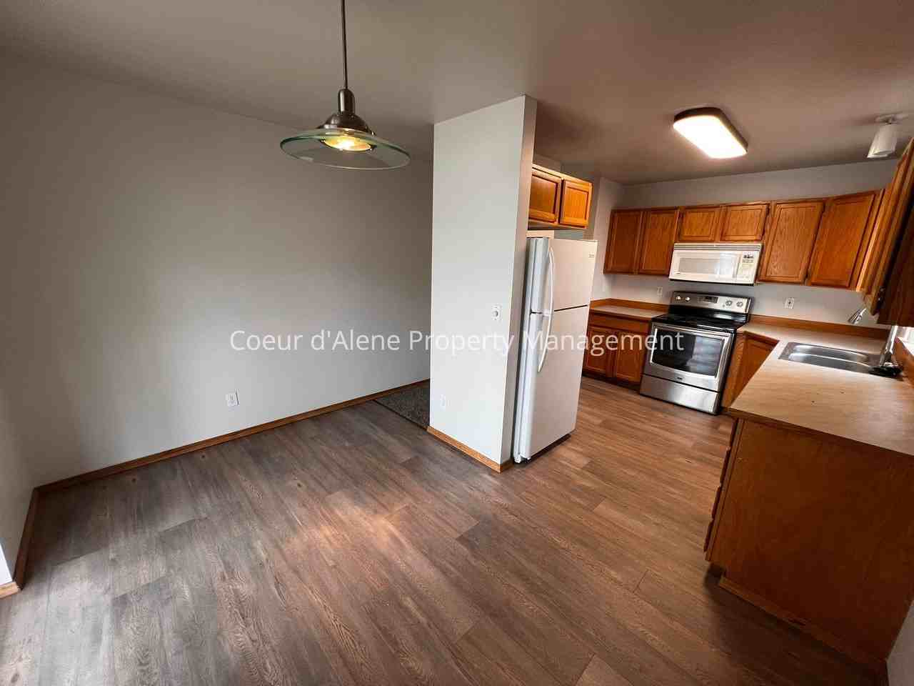 3214 N 10th St - Photo 7 of 19