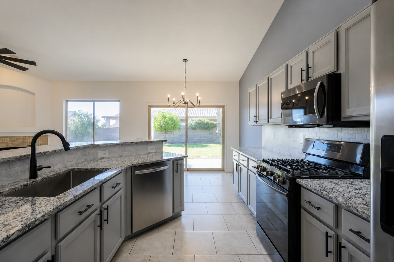 2335 W Noble Heights Dr - Photo 6 of 19