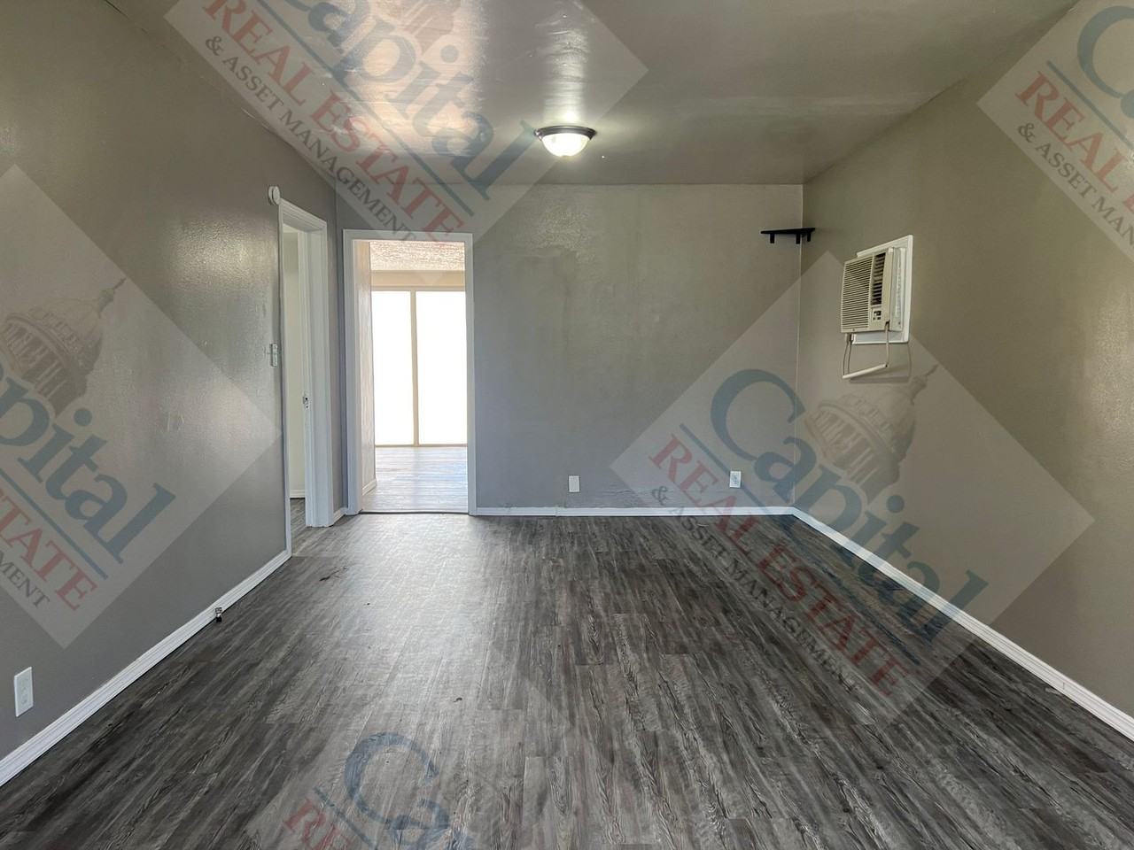 317 Se 24th St - Photo 2 of 21