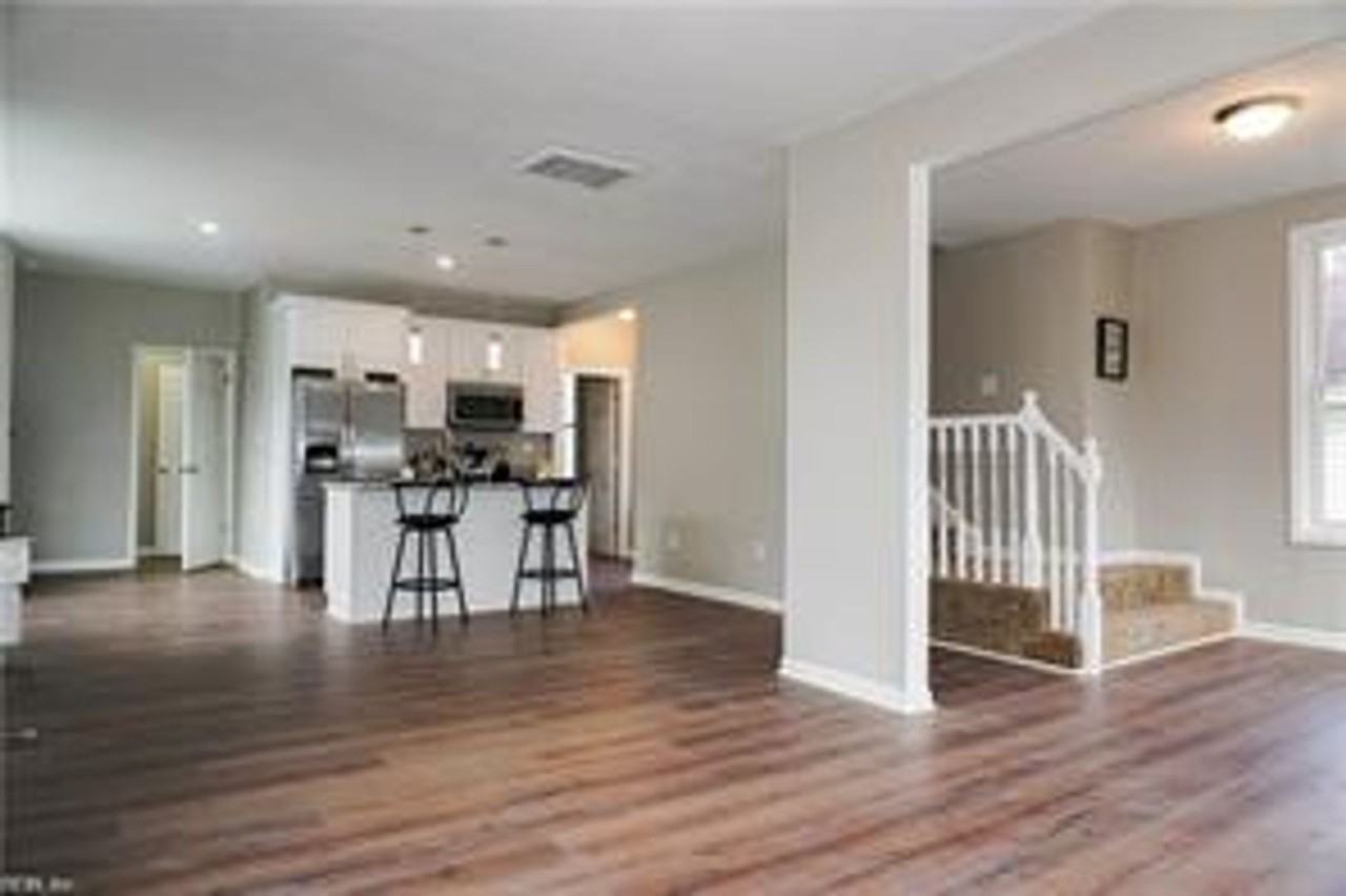1350 West 38th Street - Photo 3 of 23