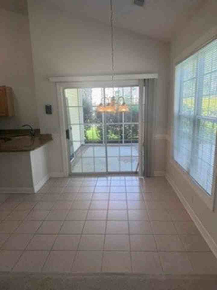 120 Muirfield Dr - Photo 7 of 19