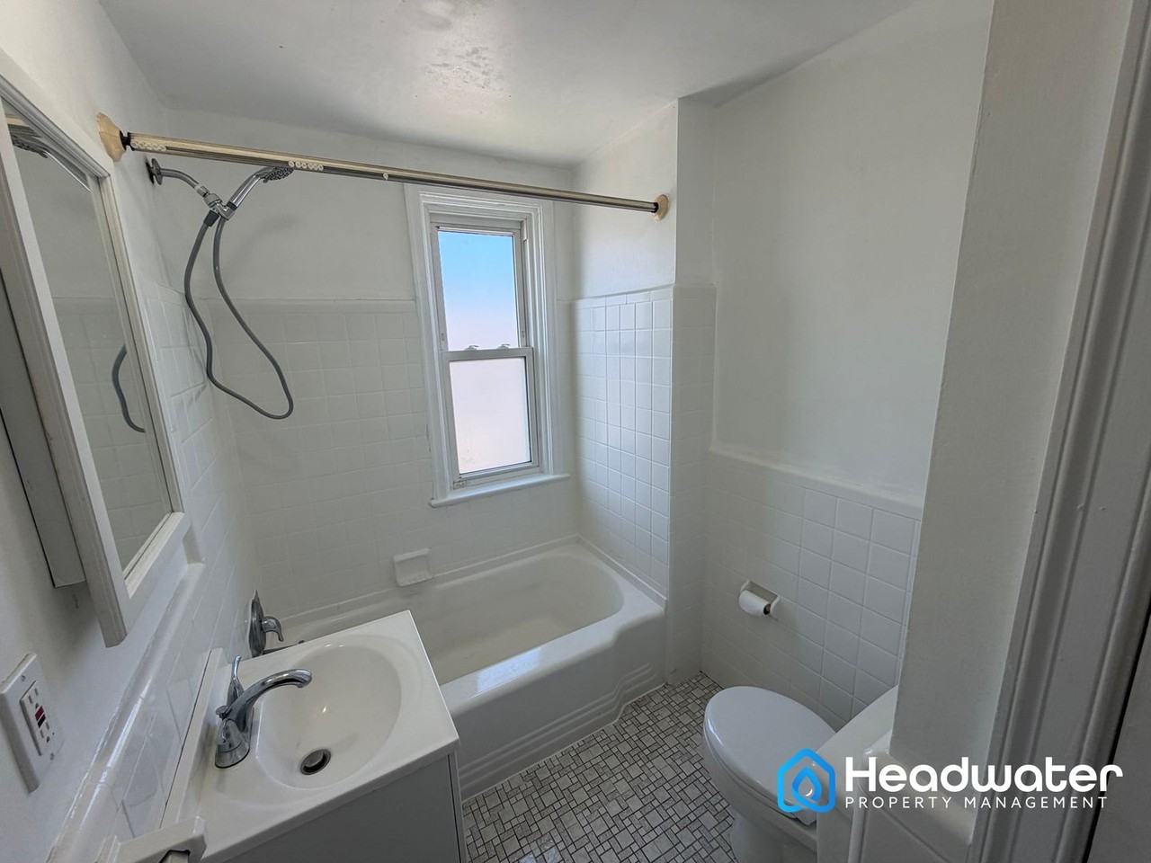 261 S Bayberry Ln - Photo 7 of 12