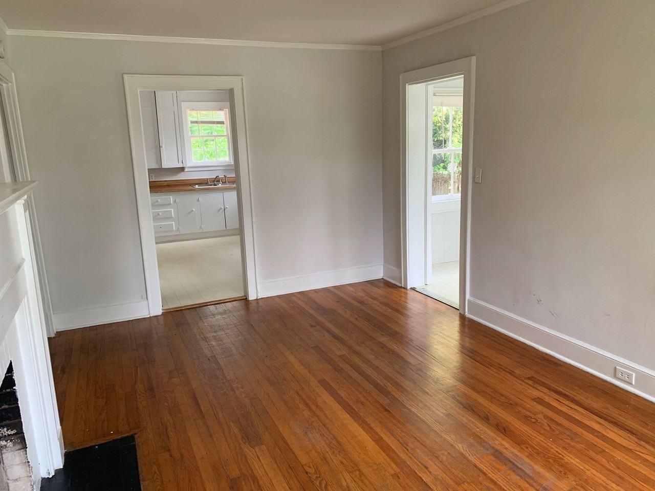 512 S Edisto Ave - Photo 2 of 10