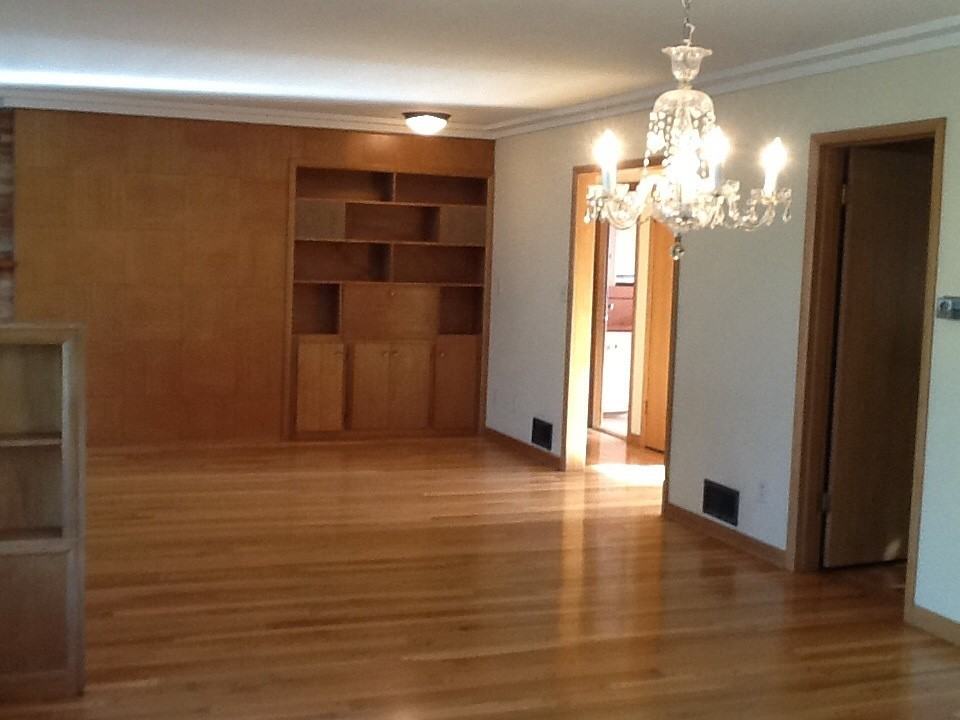 3417 N Columbia Cir - Photo 6 of 9
