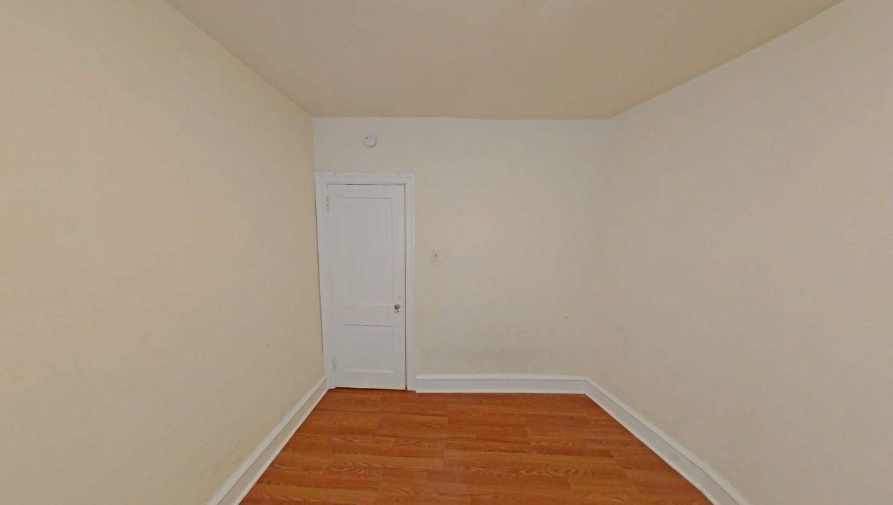 6237 Carpenter St - Photo 6 of 7