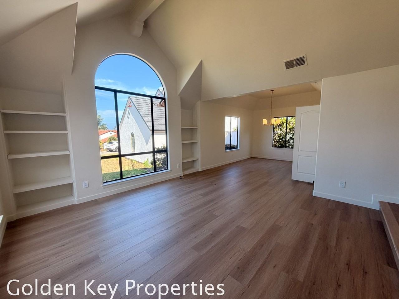 2230 Sara Way - Photo 3 of 26